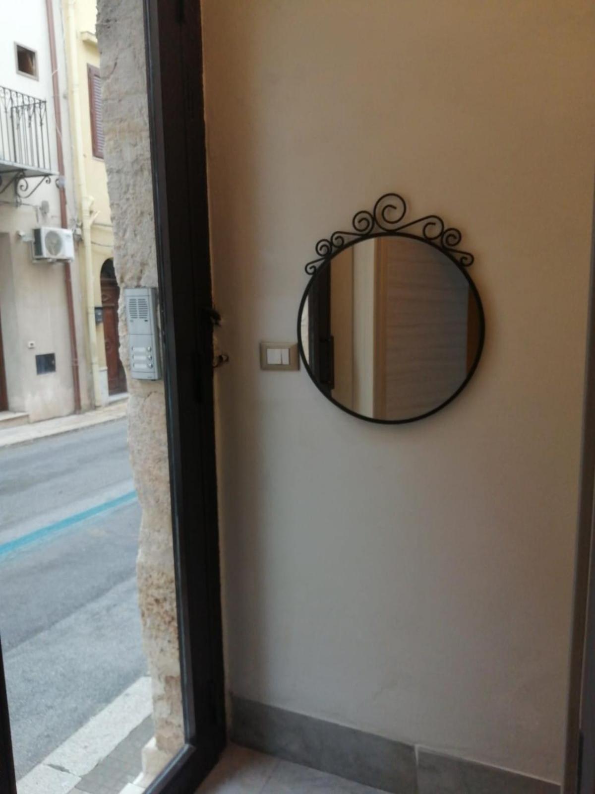Domus Case Vacanze Civico Del Mare 카스텔라마레델골포 외부 사진