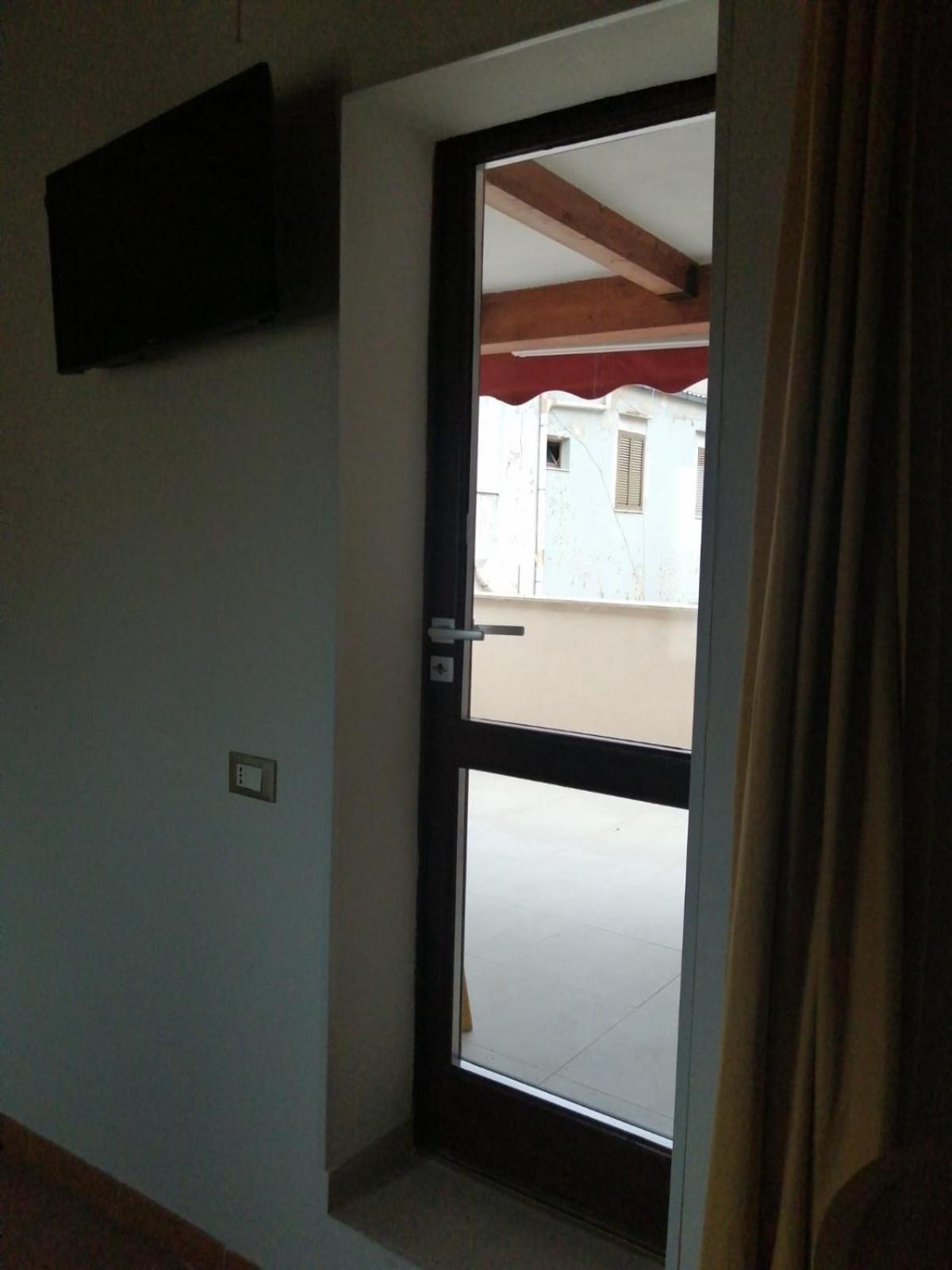 Domus Case Vacanze Civico Del Mare 카스텔라마레델골포 외부 사진
